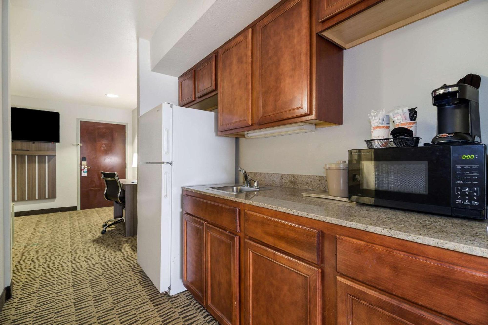 Clarion Pointe Charleston - West Ashley Hotel Kültér fotó